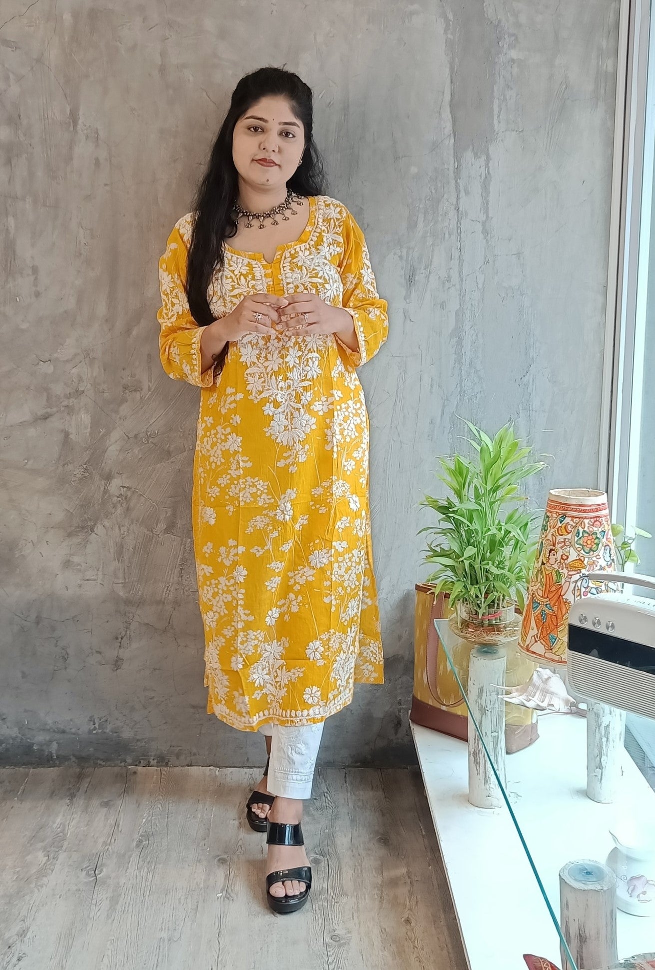 Yellow mal-mal cotton floral Chikankari embroidery Authentic kurti Best handloom in Raipur Chhattisgarh