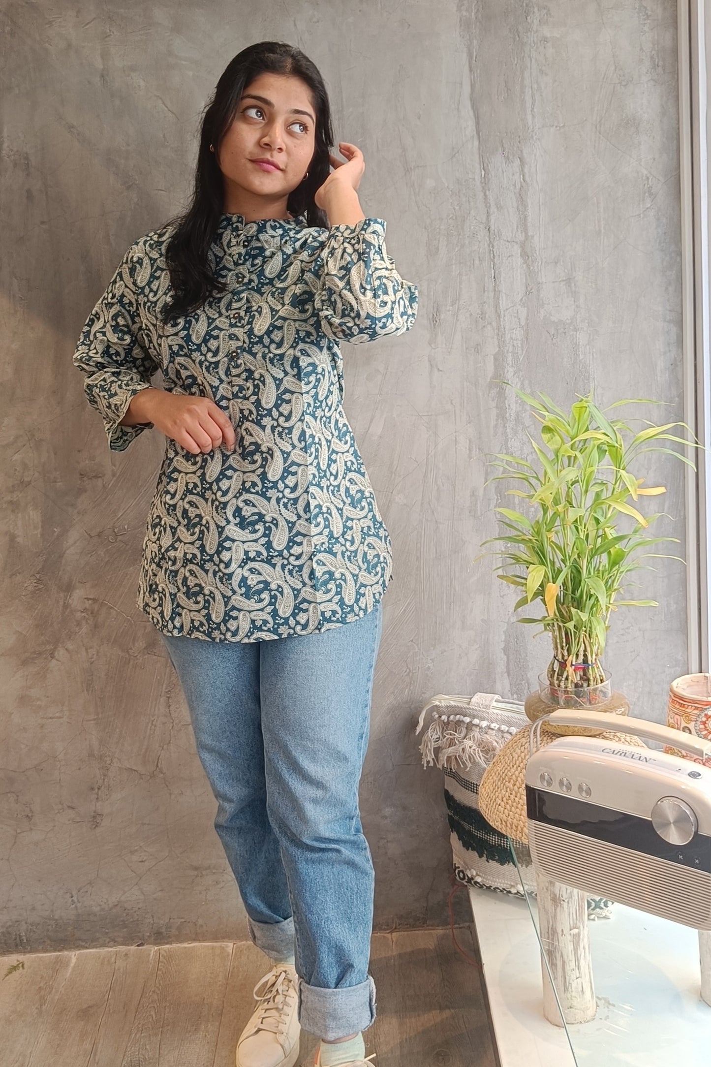 Indigo Carry Short Top