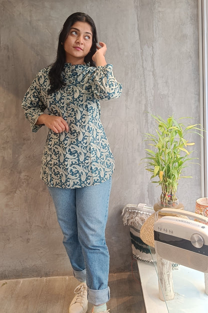 Indigo Carry Short Top